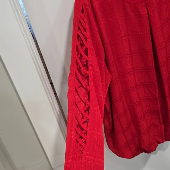 Alyx Red Blouse with Lattice Sleeves - Picture 2 of 4